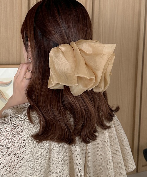 apres jour clair(アプレジュールクレア)の「【apres jour clair×ARIAZ】ビッグリボンバレッタ(バレッタ/ヘアクリップ・レディース・アイボリー/ベージュ/ブラック・FREE)」の8枚目の写真