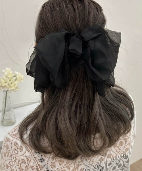 apres jour clair(アプレジュールクレア)の「【apres jour clair×ARIAZ】ビッグリボンバレッタ(バレッタ/ヘアクリップ・レディース・アイボリー/ベージュ/ブラック・FREE)」の9枚目の写真