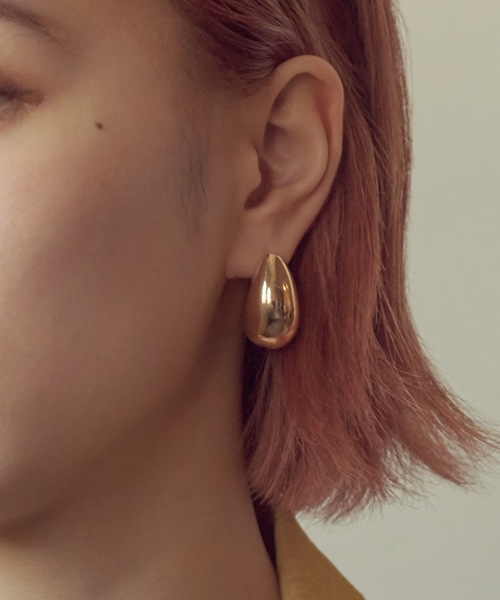 GOLDY（ゴールディ）の「プランプ メタル ドロップ イヤリング（イヤリング・レディース・シルバー/ゴールド系その他/シルバー系その他/ゴールド・FREE）」の3枚目の写真