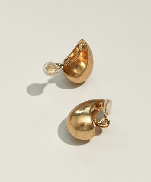 GOLDY（ゴールディ）の「プランプ メタル ドロップ イヤリング（イヤリング・レディース・シルバー/ゴールド系その他/シルバー系その他/ゴールド・FREE）」の6枚目の写真