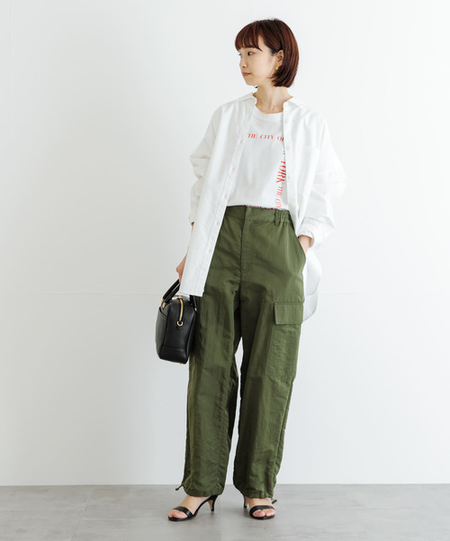 URBAN RESEARCH（アーバンリサーチ）の「ナイロンカーゴパンツ（カーゴパンツ・レディース・カーキ/グレー系その他・36/38）」の16枚目の写真