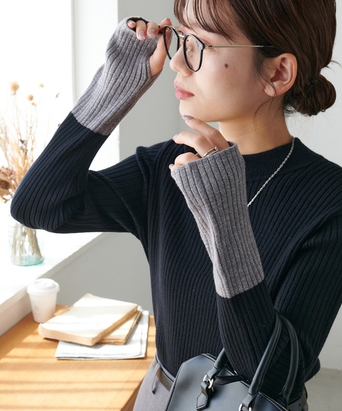 DISCOAT（ディスコート）の「モチモチリブ袖配色ハイネック《WEB限定カラーあり》（ニット/セーター・レディース・ブルー/グレー/ブラック/アイボリー/ブラウン/ピンク/ホワイト系その他/ネイビー/ピンク系その他/ホワイト系その他2/ホワイト系その他3/ブラック系その他2/ブラウン系その他/グレー系その他/ベージュ・FREE）」の6枚目の写真