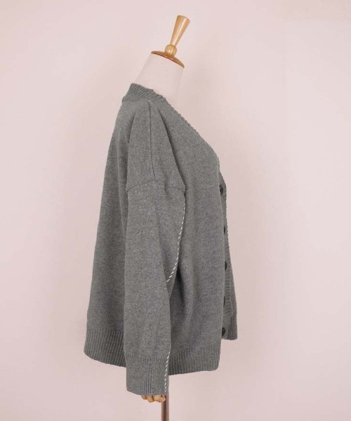 Miniministore(ミニミニストア)の「ステッチラインオーバーサイズカーディガン(カーディガン/ボレロ・レディース・グレー/ブラック/アイボリー/レッド/ベージュ・FREE)」の13枚目の写真