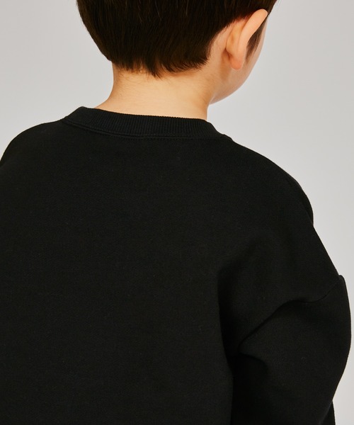 Champion(チャンピオン)の「【Champion/チャンピオン】キッズ ベーシック クルーネックスウェットシャツ(スウェット・キッズ・ブラック/バーガンディー/ネイビー/オートミール/ダークグリーン/グレー/オリーブ/ブラウン・140/100/160/120/110/150/130)」の11枚目の写真