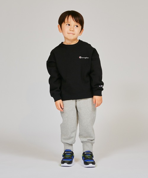 Champion(チャンピオン)の「【Champion/チャンピオン】キッズ ベーシック クルーネックスウェットシャツ(スウェット・キッズ・ブラック/バーガンディー/ネイビー/オートミール/ダークグリーン/グレー/オリーブ/ブラウン・140/100/160/120/110/150/130)」の12枚目の写真