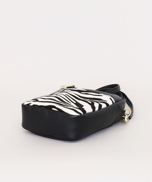 COOCO（クーコ）の「アニマル柄ホースヘア×シュリンクレザー縦型ショルダーバッグ（ショルダーバッグ・レディース・レオパード/ゼブラ/その他8/その他5・9）」の15枚目の写真