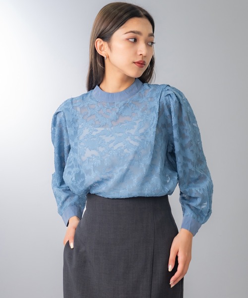 United store(ユナイテッドストア)の「ショルダータックジャガードブラウス(シャツ/ブラウス・レディース・ブラック/アイボリー/ブルー・FREE)」の19枚目の写真