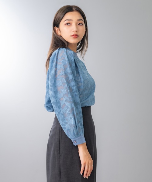 United store(ユナイテッドストア)の「ショルダータックジャガードブラウス(シャツ/ブラウス・レディース・ブラック/アイボリー/ブルー・FREE)」の21枚目の写真