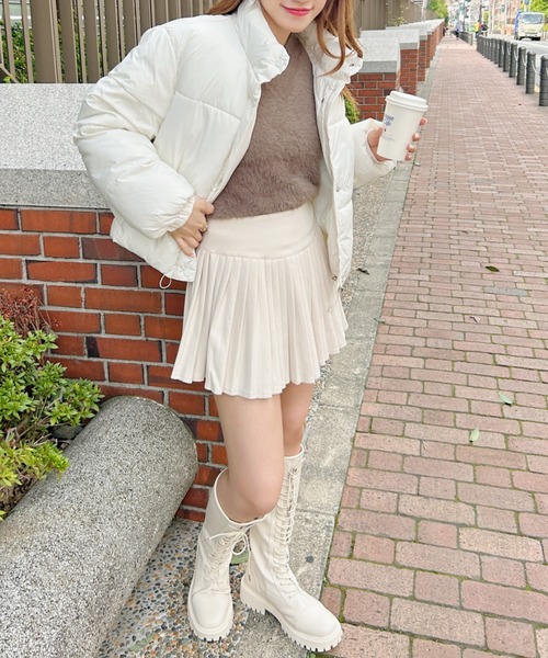 Loueme(ルエム)の「ドローコードクロップドパデッドジャケット(ダウンジャケット/コート・レディース・ライトブルー/ブラック/モカ/ピンク/アイボリー・FREE)」の8枚目の写真
