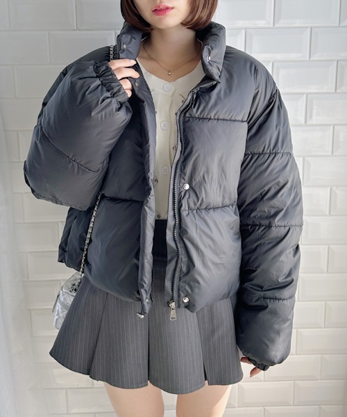 Loueme(ルエム)の「ドローコードクロップドパデッドジャケット(ダウンジャケット/コート・レディース・ライトブルー/ブラック/モカ/ピンク/アイボリー・FREE)」の9枚目の写真