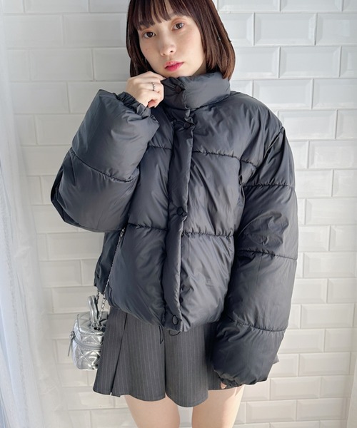 Loueme(ルエム)の「ドローコードクロップドパデッドジャケット(ダウンジャケット/コート・レディース・ライトブルー/ブラック/モカ/ピンク/アイボリー・FREE)」の11枚目の写真