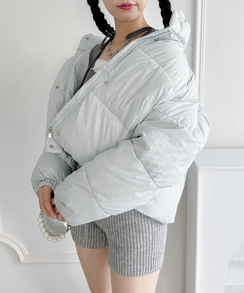Loueme(ルエム)の「ドローコードクロップドパデッドジャケット(ダウンジャケット/コート・レディース・ライトブルー/ブラック/モカ/ピンク/アイボリー・FREE)」の19枚目の写真