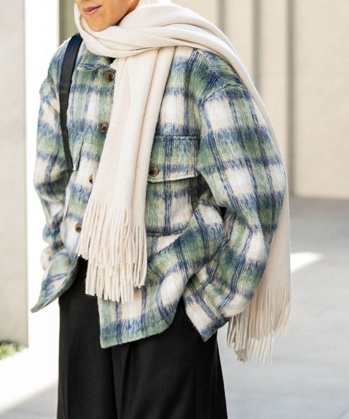 SENSE OF PLACE by URBAN RESEARCH(センスオブプレイスバイアーバンリサーチ)の「『ユニセックス』ニットフリンジストール(マフラー・レディース・アイボリー/ブラック/チャコールグレー/ブルー・ONE)」の12枚目の写真