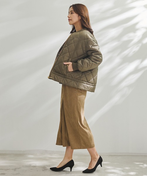 Arnold Palmer(アーノルドパーマー)の「キルティング ギャザーヘム ミリタリージャケット(ミリタリージャケット・レディース・アイボリー/ブラック/カーキ・M/S/L)」の7枚目の写真