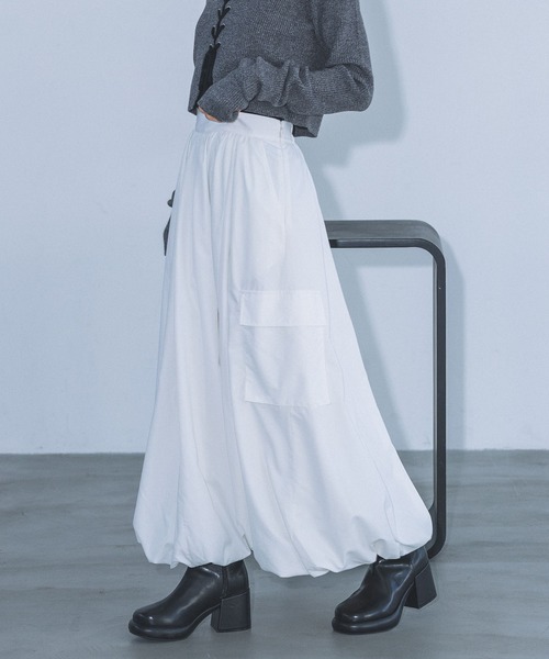 PAGEBOY（ページボーイ）の「バルーンカーゴスカート（スカート・レディース・オフホワイト/ブラック・FREE）」の3枚目の写真