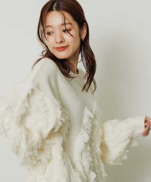 SENSE OF PLACE by URBAN RESEARCH（センスオブプレイスバイアーバンリサーチ）の「カットフリンジセーター（ニット/セーター・レディース・アイボリー/チャコールグレー/オレンジ・ONE）」の4枚目の写真