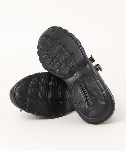SPINNS（スピンズ）の「ベルトデザイン スニーカーバレエシューズ（バレエシューズ・レディース・ブラック/A/シルバー・M/L/S）」の5枚目の写真