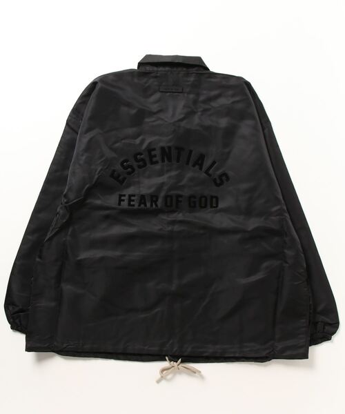 FOG ESSENTIALS（エフオージーエッセンシャルズ）の「ESSENTIALS FEAR OF GOD / エッセンシャルズ フィア オブ ゴッド：Coaches Jacket：202SP232010F[WAX]（ナイロンジャケット・メンズ・ブラック・S/M）」の2枚目の写真