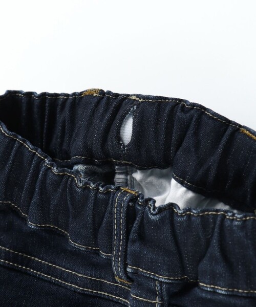 BRANSHES（ブランシェス）の「【フィットストレート/プレミアムストレッチ】裏起毛デニムロングパンツ（デニムパンツ・キッズ・ネイビー/ブルー/ブラック・150/160/90/120/110/130/140/100）」の17枚目の写真