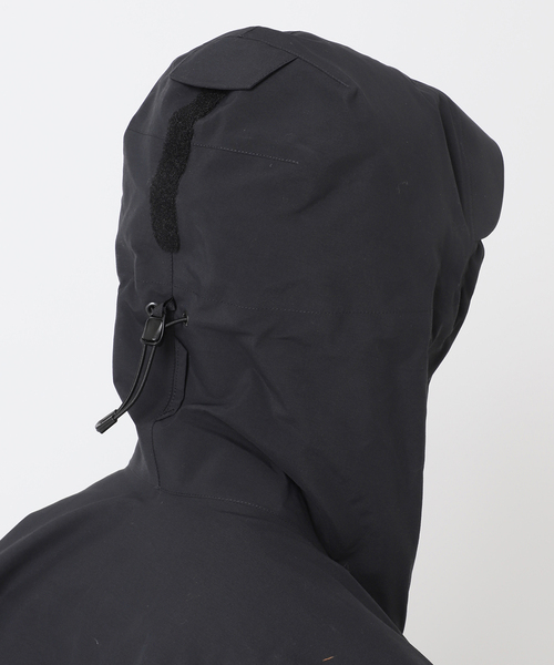 Tilak（ティラック）の「【TILAK / ティラック】別注 Raptor Jacket GORE-TEX (R) PRO（マウンテンパーカー・メンズ・ブラック・SMALL/MEDIUM/LARGE/X-LARGE）」の16枚目の写真