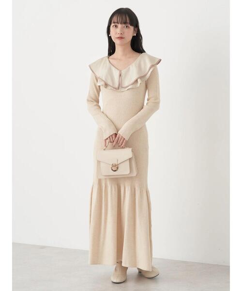 earth music&ecology（アースミュージックアンドエコロジー）の「パイピングフレアカラーニットワンピース（ワンピース・レディース・アイボリー/ブラック/グレイッシュブルー・FREE）」の22枚目の写真