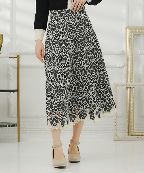 ASTORIA ODIER（アストリアオディール）の「刺繍レースフレアスカート