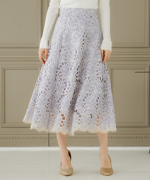 ASTORIA ODIER（アストリアオディール）の「刺繍レースフレアスカート