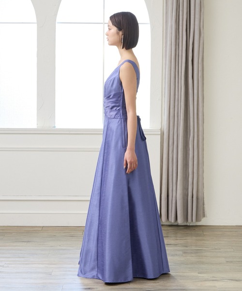 AIMER(エメ)の「【WEB限定】演奏会用シャンタンカラーロングドレス(ドレス・レディース・パープル系その他/ワイン/ダルブルー系/ラベンダー/ネイビー/アイボリー/オールドローズ系/ライトグリーン/ピーコックグリーン系/ブラック・MEDIUM/LARGE/X-LARGE)」の18枚目の写真