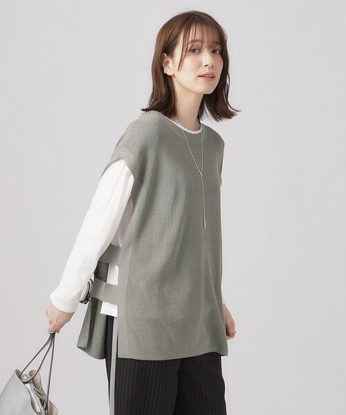 SHOO・LA・RUE（シューラルー）の「◆【2点セット】ニットベスト＆ロンT（ベスト・レディース・ブラック/グレー/ナチュラル・02/03/04）」の2枚目の写真