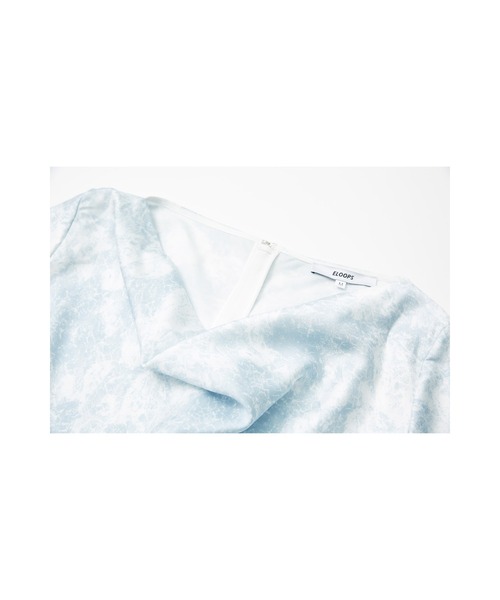 ELOOPS(イーループス)の「【ELOOPS】マーブル柄ドレープワンピース(ワンピース・レディース・ライトブルー・M/S/L)」の7枚目の写真
