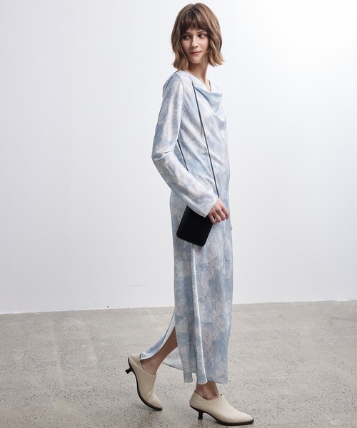 ELOOPS(イーループス)の「【ELOOPS】マーブル柄ドレープワンピース(ワンピース・レディース・ライトブルー・M/S/L)」の19枚目の写真
