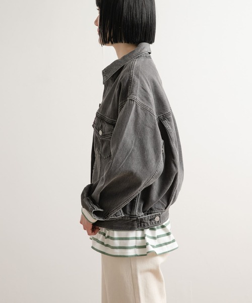 Lee(リー)の「Levi's TRUCKER JACKET(デニムジャケット・レディース・ブラック/インディゴブルー・SMALL)」の4枚目の写真