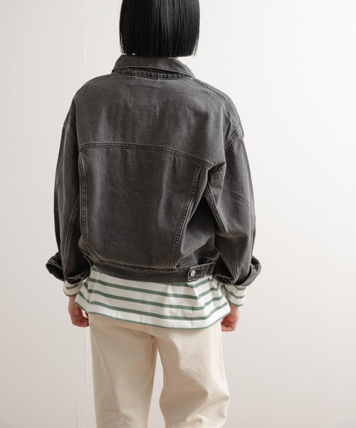 Lee(リー)の「Levi's TRUCKER JACKET(デニムジャケット・レディース・ブラック/インディゴブルー・SMALL)」の6枚目の写真