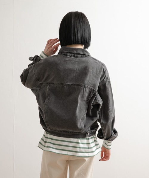 Lee(リー)の「Levi's TRUCKER JACKET(デニムジャケット・レディース・ブラック/インディゴブルー・SMALL)」の9枚目の写真