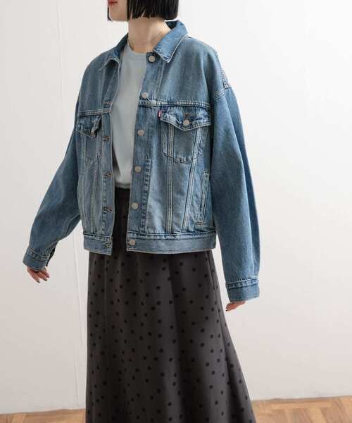 Lee(リー)の「Levi's TRUCKER JACKET(デニムジャケット・レディース・ブラック/インディゴブルー・SMALL)」の16枚目の写真