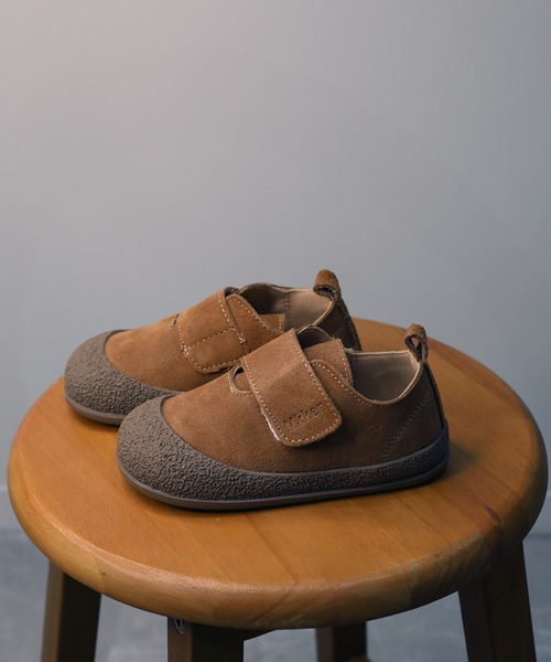 shoes365（シューズスリーシックスファイヴ）の「【shoes365】子供用　スクールシューズ（スリッポン・キッズ・ベージュ/イエロー・13.0cm/13.5cm/14.0cm/15.0cm/15.5cm）」の9枚目の写真