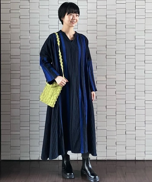 Plantation（プランテーション）の「凸凹サック/ミニバッグ / (O)（ショルダーバッグ・レディース・ブルー/ピンク/ライトグリーン/ブラック/ホワイト・FREE）」の17枚目の写真