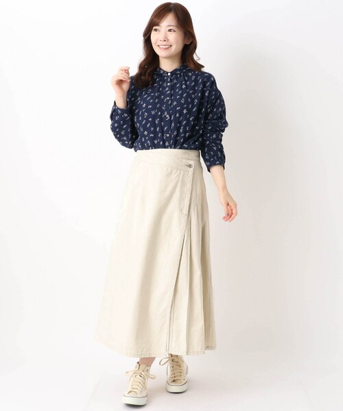 one'sterrace（ワンズテラス）の「デニムプリーツ 8分丈巻き スカート（デニムスカート・レディース・アイボリー系8/ネイビー系5・02）」の15枚目の写真