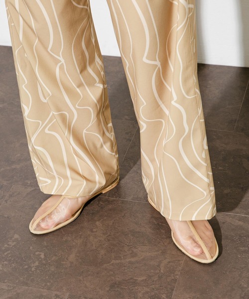 KBF（ケイビーエフ）の「メッシュフラットシューズ（その他シューズ・レディース・レッド/ベージュ・38/37）」の3枚目の写真