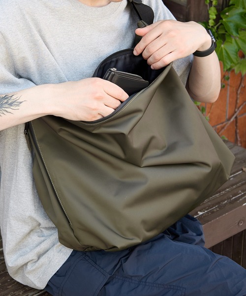 meltum メルタム メッセンジャーバック meltum メルタム ナイロン