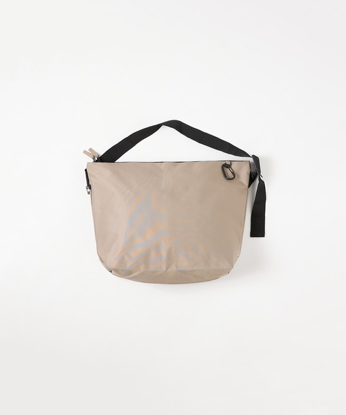 meltum | メルタム NYLON MESSENGER BAG