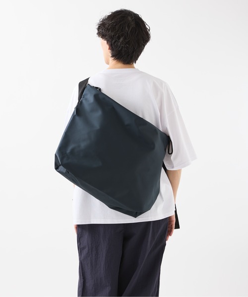 NYLON MESSENGER BAG / ナイロンメッセンジャーバッグ
