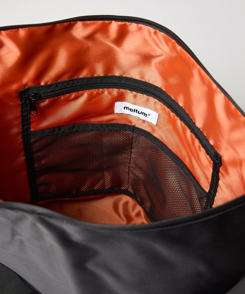 【メルタム meltum】ナイロンメッセンジャーバッグ meltum [メルタム] NYLON MESSENGER BAG [bg-0104-23] ナイロン