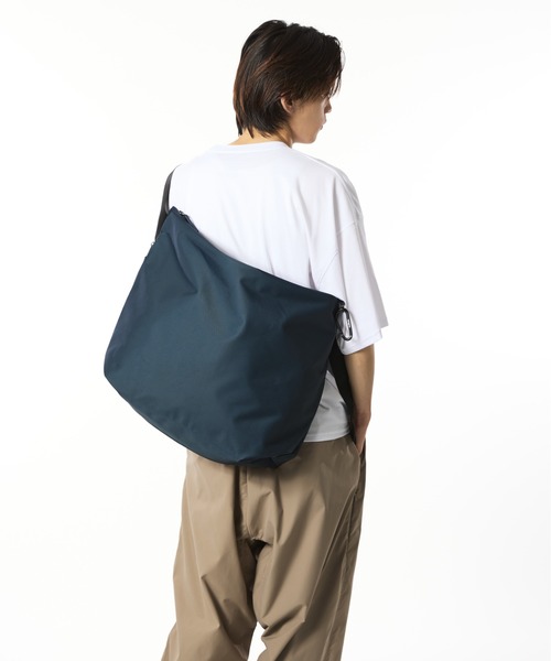 NYLON MESSENGER BAG(メッセンジャーバッグ)|meltum(メルタム)の NYLON MESSENGER BAG(メッセンジャーバッグ)|meltum(メルタム)の