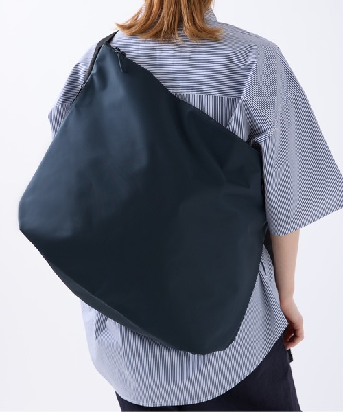 NYLON MESSENGER BAG（メッセンジャーバッグ）｜meltum（メルタム）の