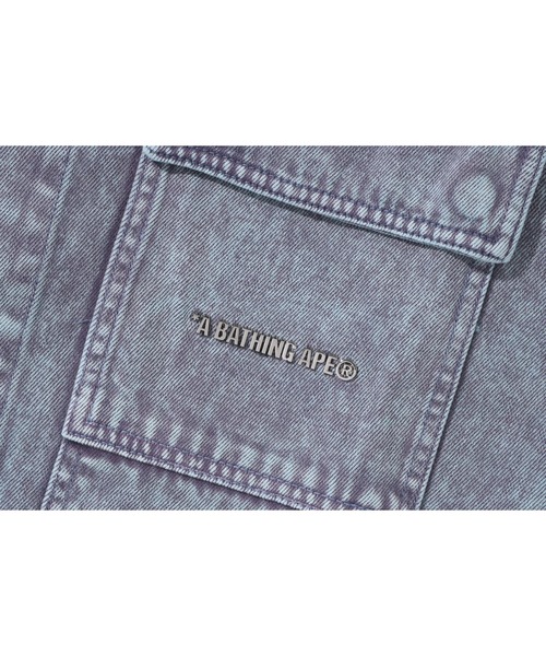 A BATHING APE（アベイシングエイプ）の「ACID WASH WORK SHIRT（シャツ/ブラウス・メンズ・ライトインディゴブルー・LARGE/MEDIUM/XX-LARGE/X-LARGE/SMALL）」の2枚目の写真