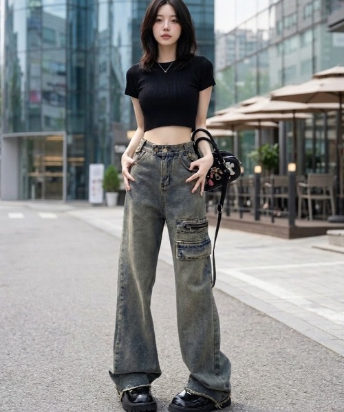 gossip!ロサンゼルス(ゴシップロサンゼルス)の「ジップ&フラップアクセント アクティブデニム(デニムパンツ・レディース・ブルー・S/M/L)」の10枚目の写真