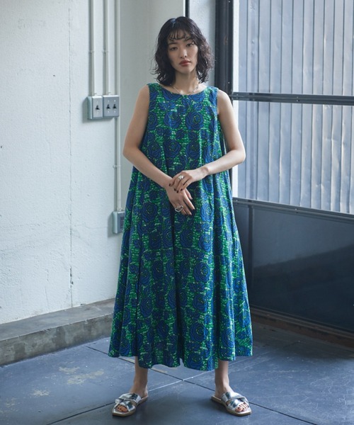 mag.by c(マグバイシー)の「(mag.by c)アフリカンプリントノースリーブワンピース(ワンピース・レディース・ブラウン/グリーン・FREE)」の19枚目の写真