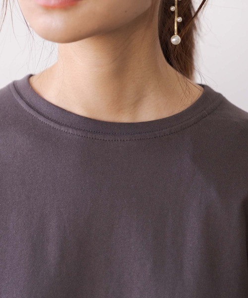 and it_(アンドイット)の「汗染み防止タックスリーブカットソー(Tシャツ/カットソー・レディース・ローズ/チャコール/オフホワイト/ブルー/チャコールグレー/グレー・FREE)」の16枚目の写真