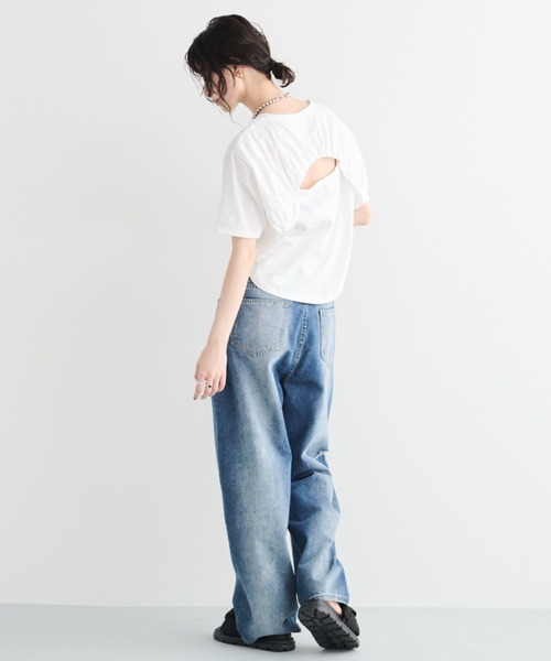 MERLOT（メルロー）の「ギャザーバックオープンT（Tシャツ/カットソー・レディース・ホワイト/ブラック・FREE）」の5枚目の写真
